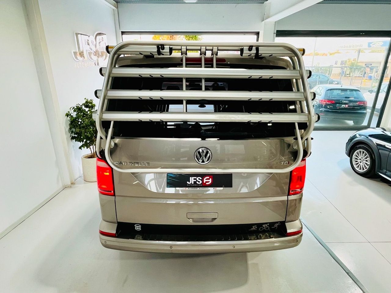 Foto Volkswagen Caravelle 6