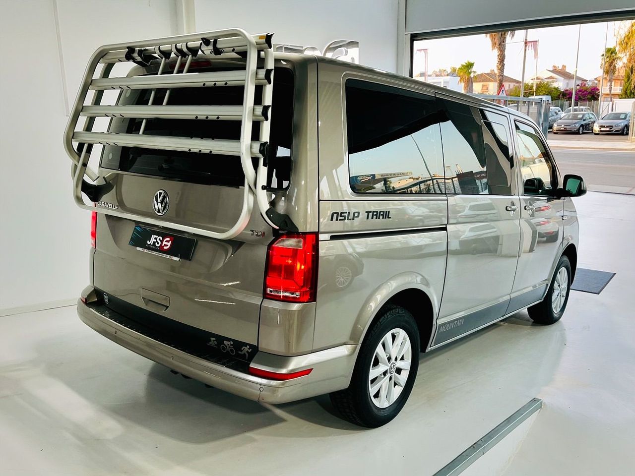 Foto Volkswagen Caravelle 7