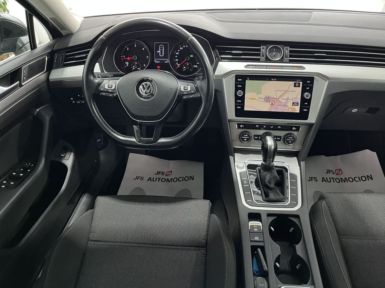 Foto Volkswagen Passat 9