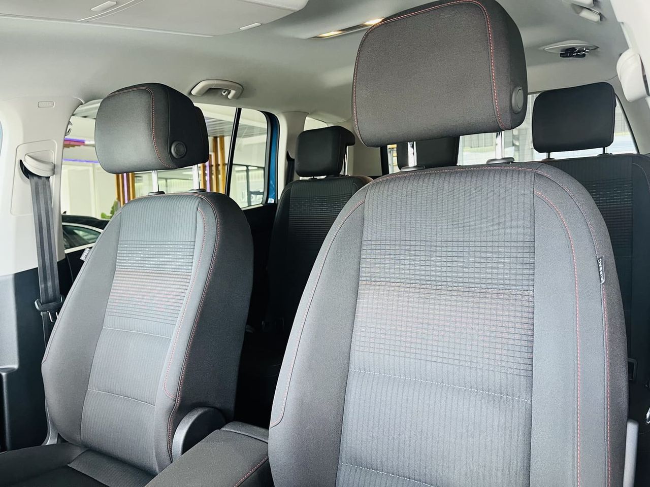 Foto Volkswagen Touran 15