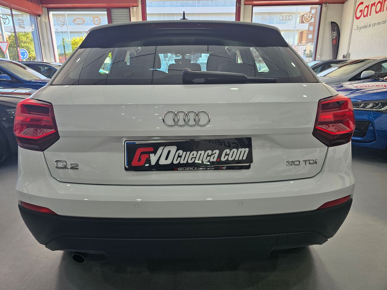 Foto Audi Q2 8