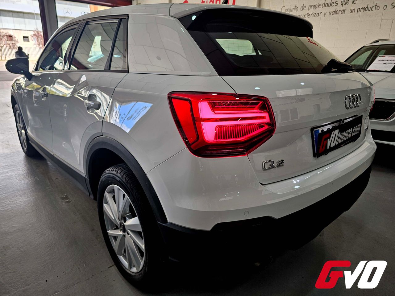 Foto Audi Q2 8