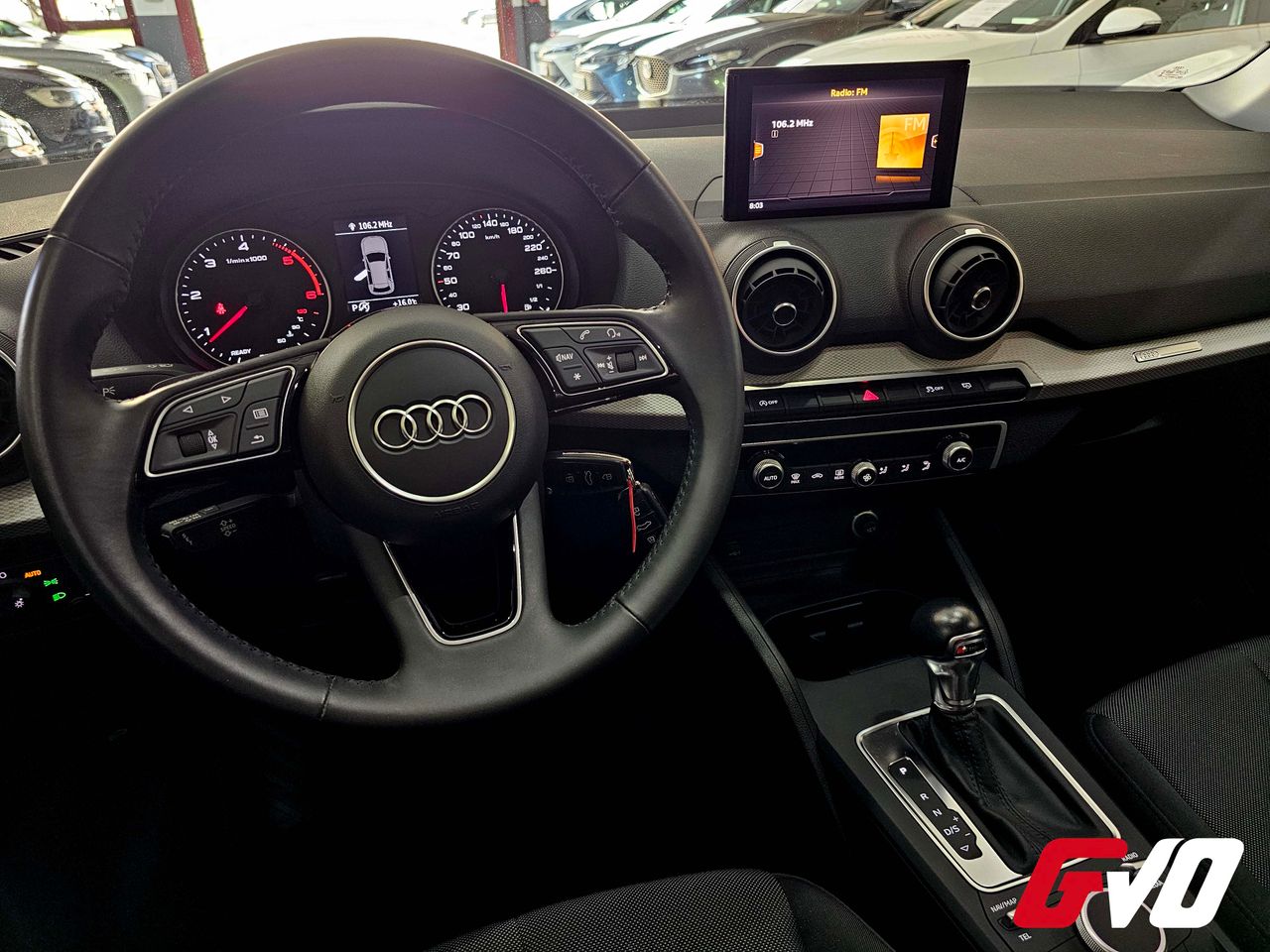 Foto Audi Q2 36