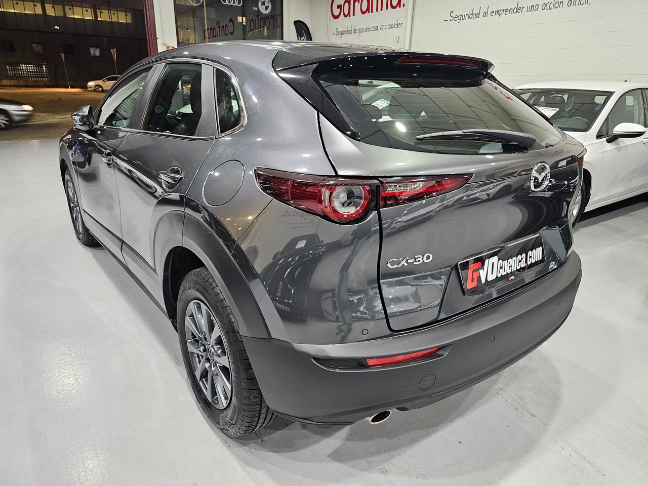 Foto Mazda CX-30 8