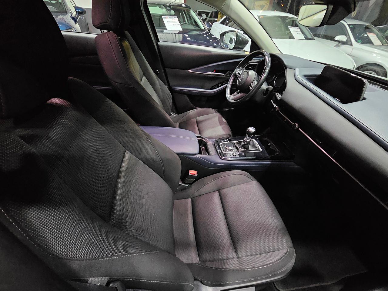 Foto Mazda CX-30 16