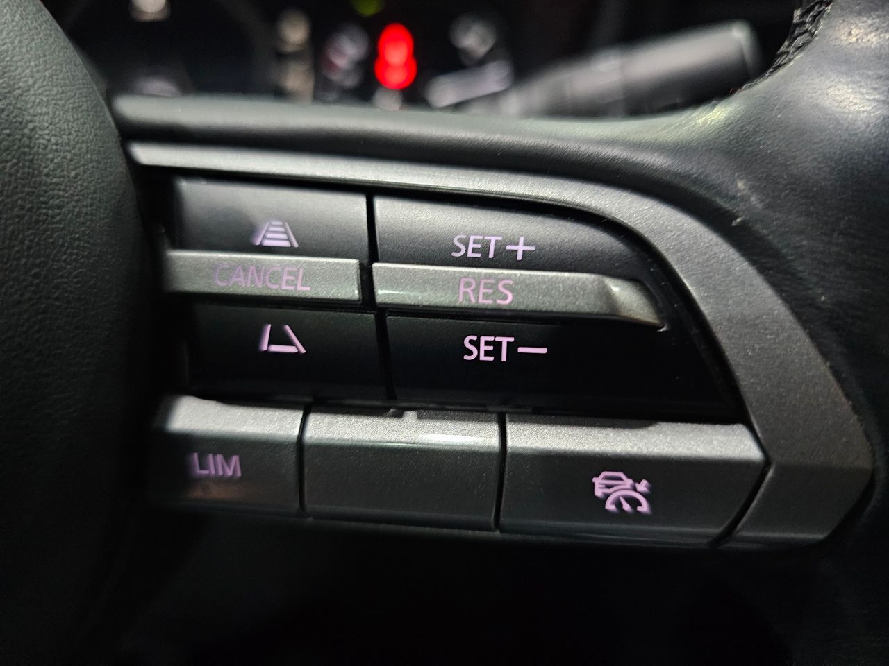 Foto Mazda CX-30 25