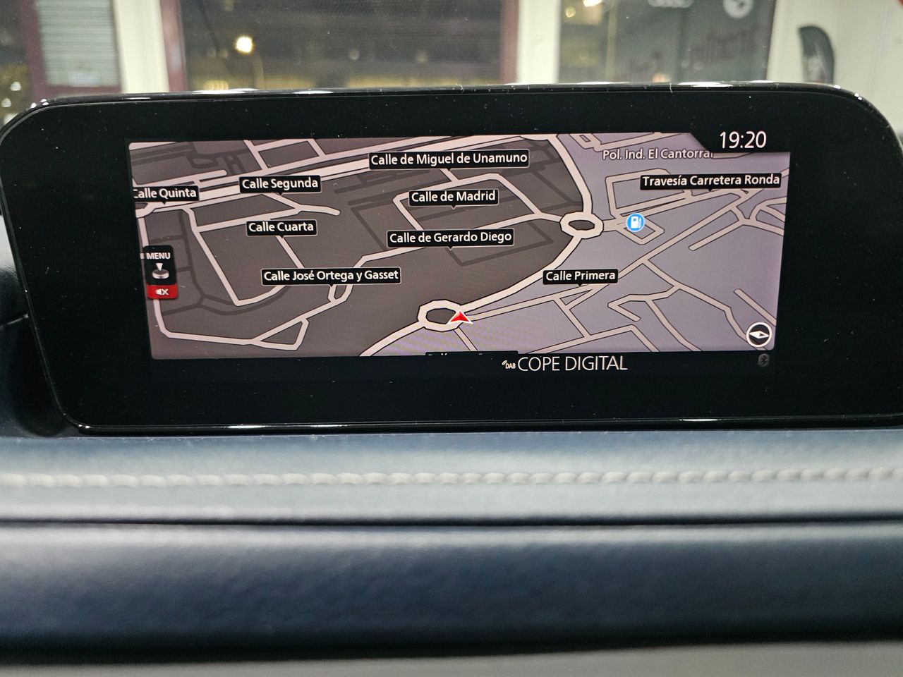 Foto Mazda CX-30 27