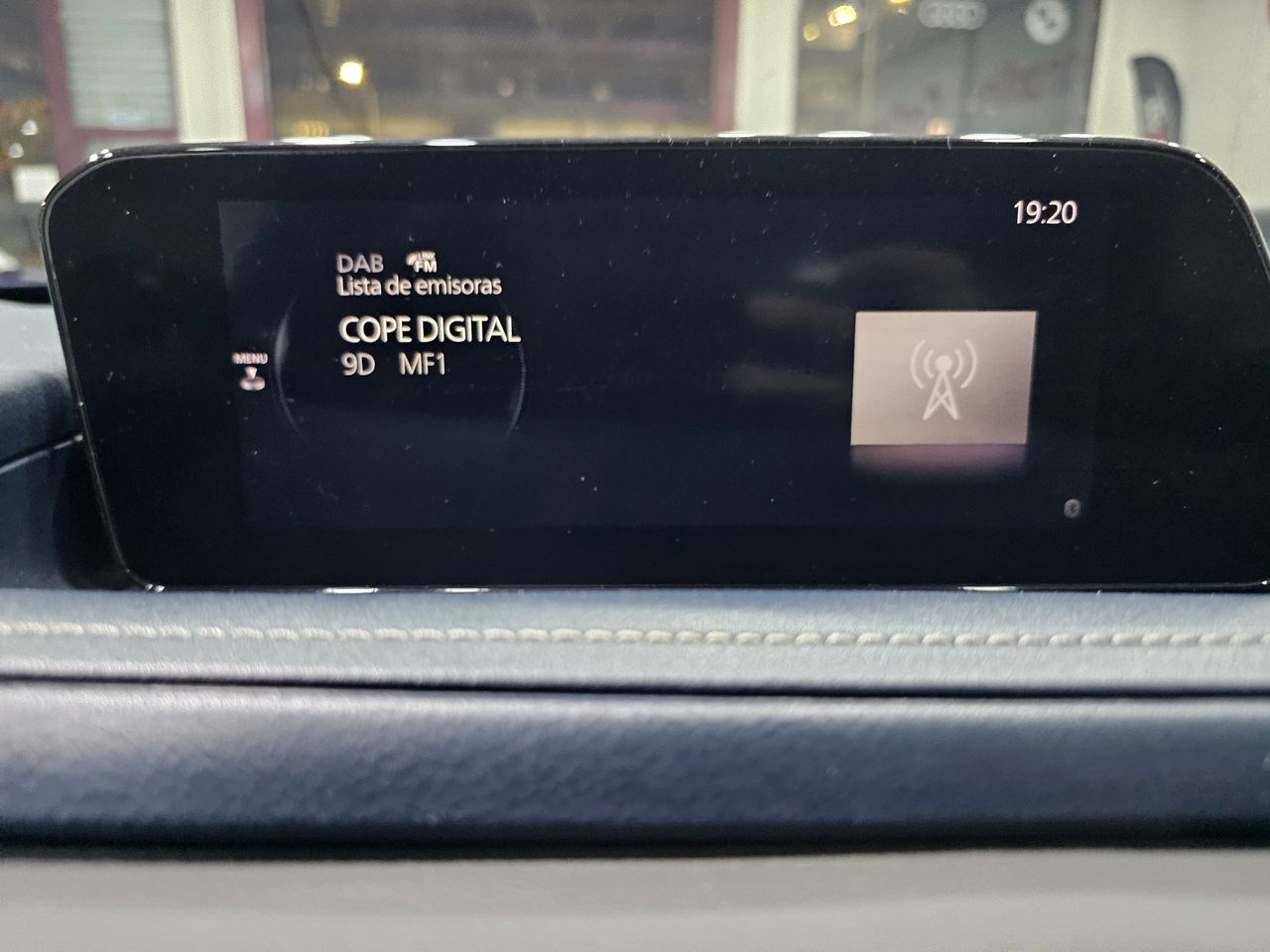 Foto Mazda CX-30 28