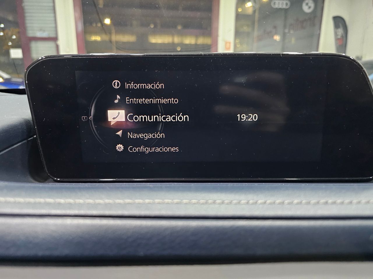 Foto Mazda CX-30 29