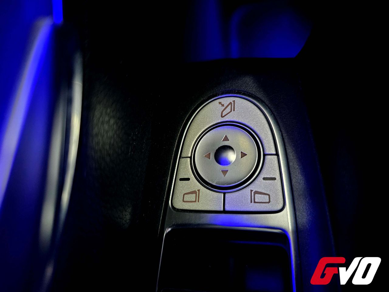 Foto Mercedes-Benz Clase E 18