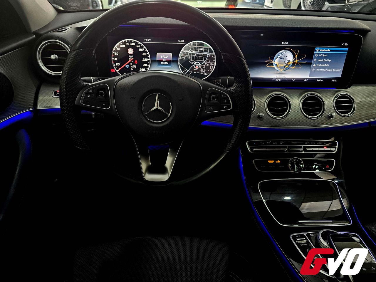 Foto Mercedes-Benz Clase E 44