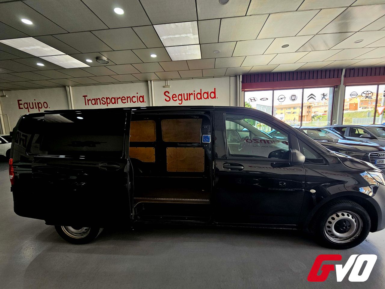 Foto Mercedes-Benz Vito 7