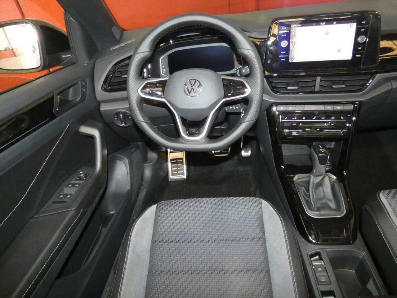 Foto Volkswagen T-Roc 18