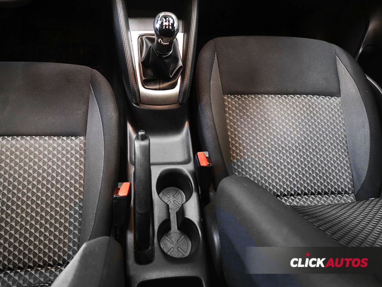 Foto Nissan Micra 8