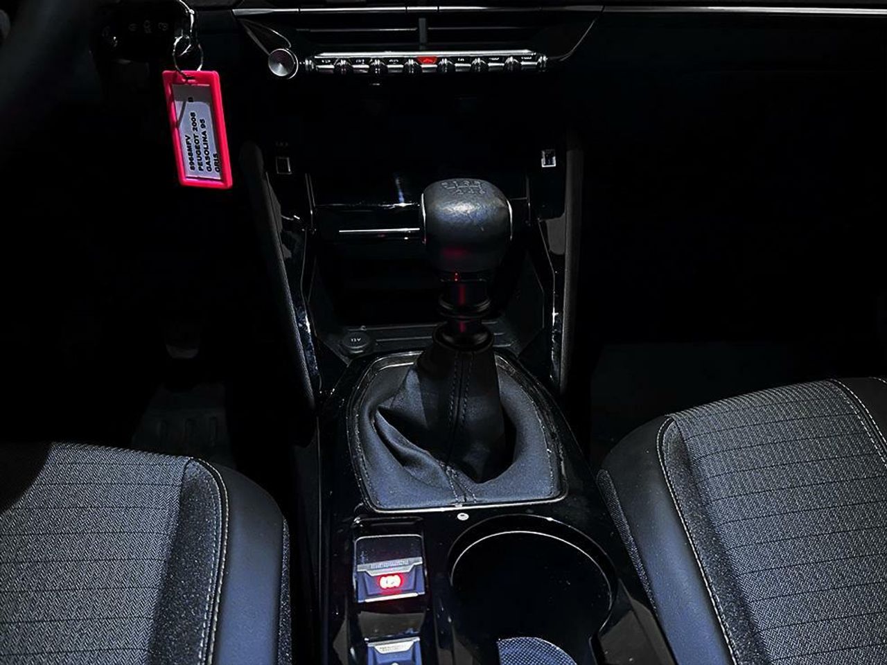 Foto Peugeot 2008 14