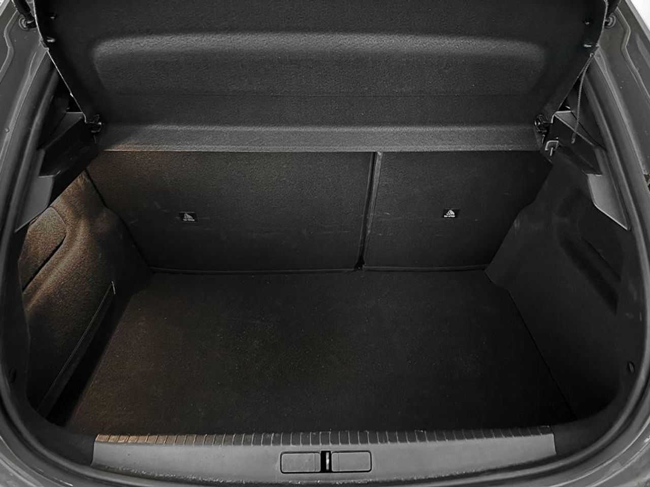 Foto Peugeot 208 17