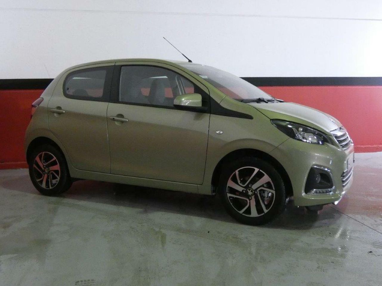 Foto Peugeot 108 4