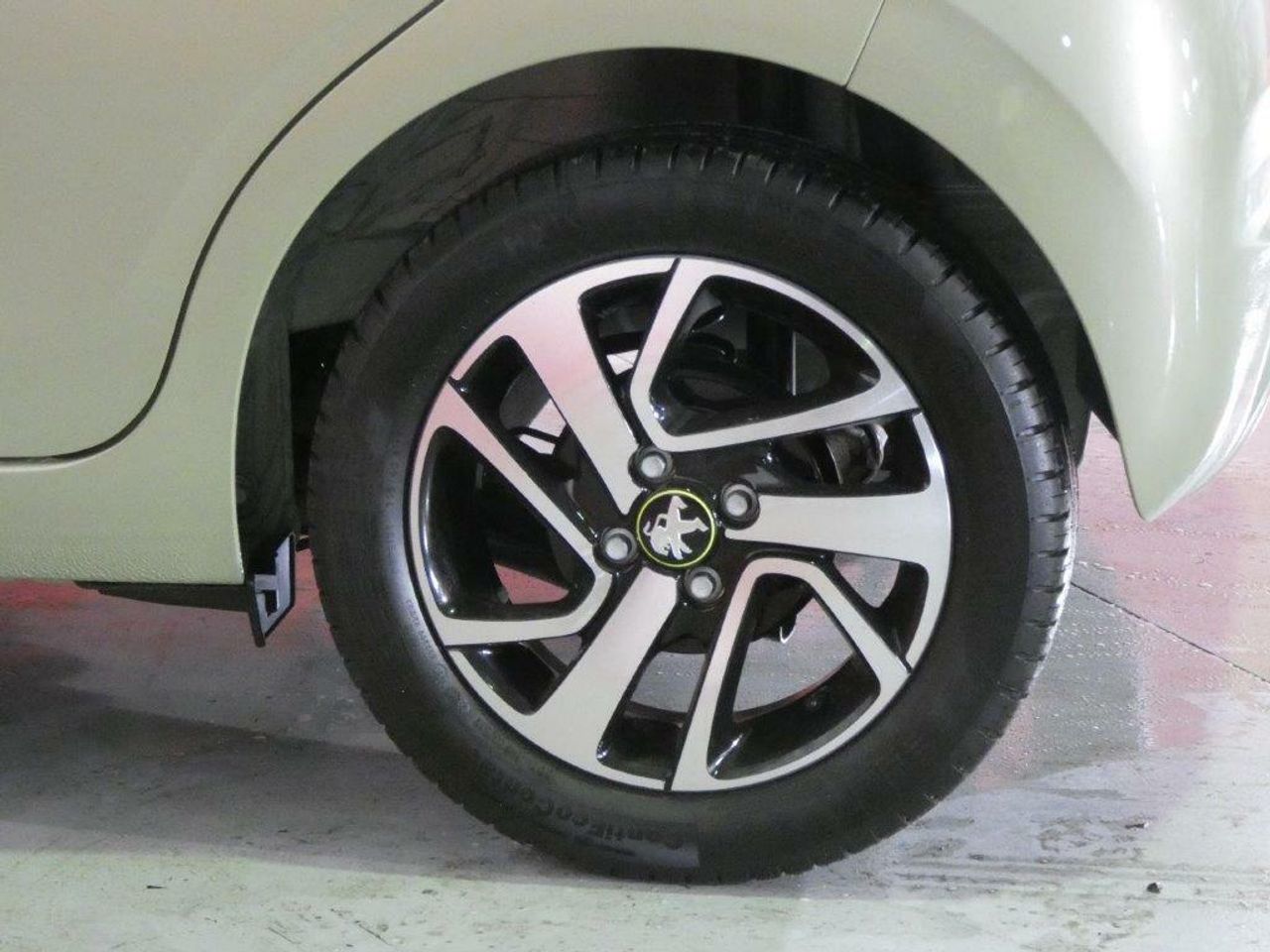 Foto Peugeot 108 17