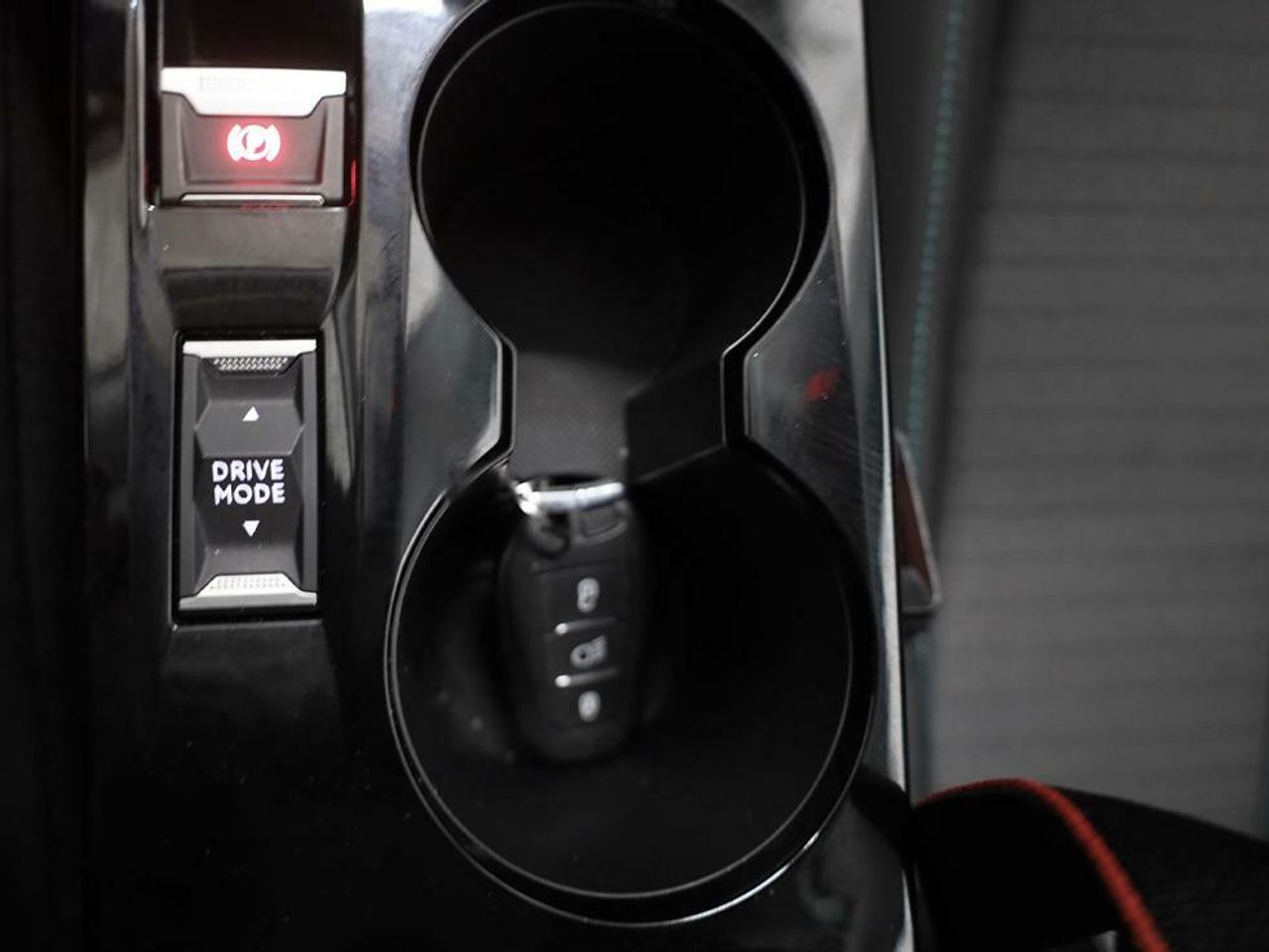 Foto Peugeot 2008 14