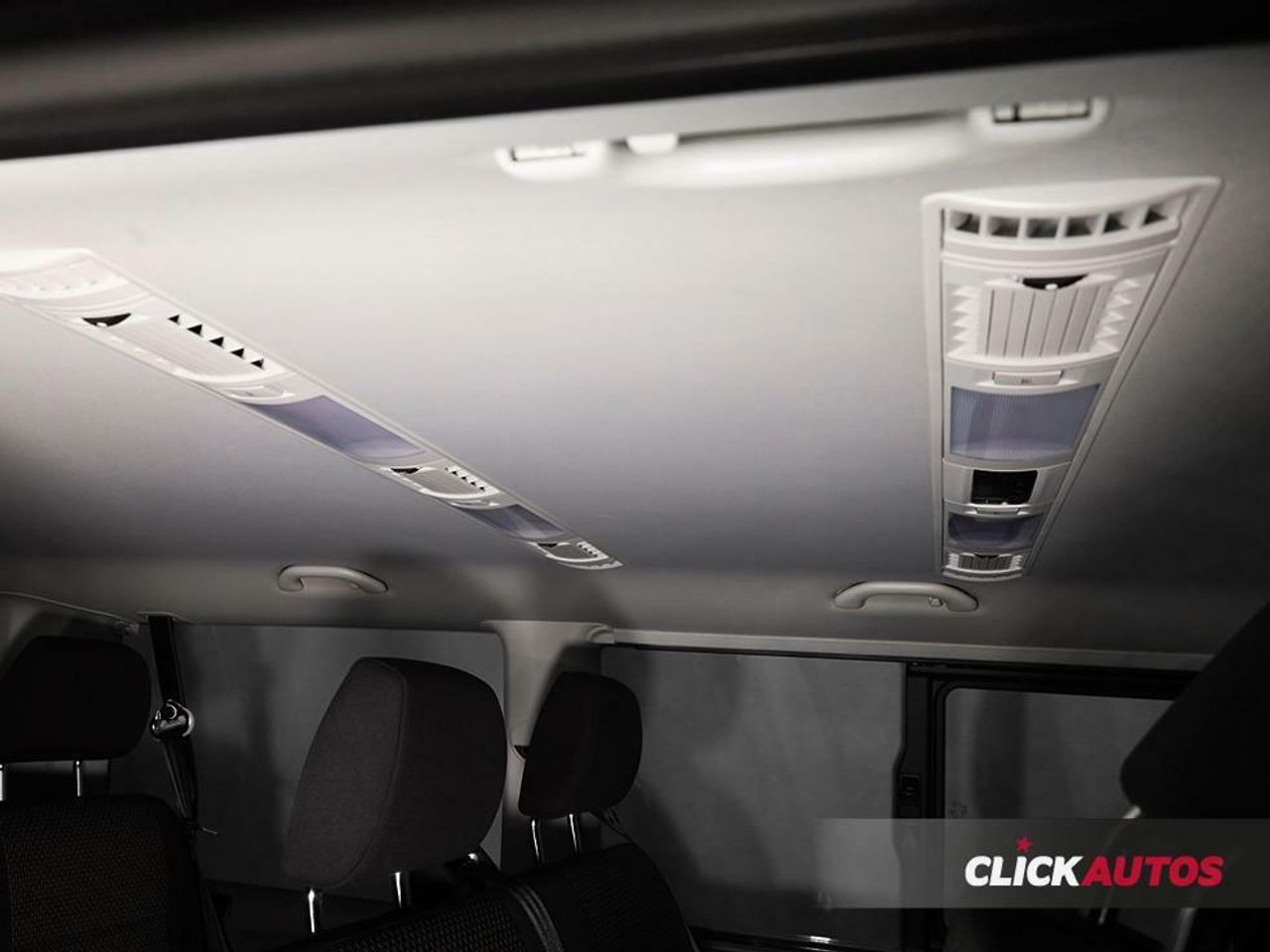 Foto Volkswagen Caravelle 14