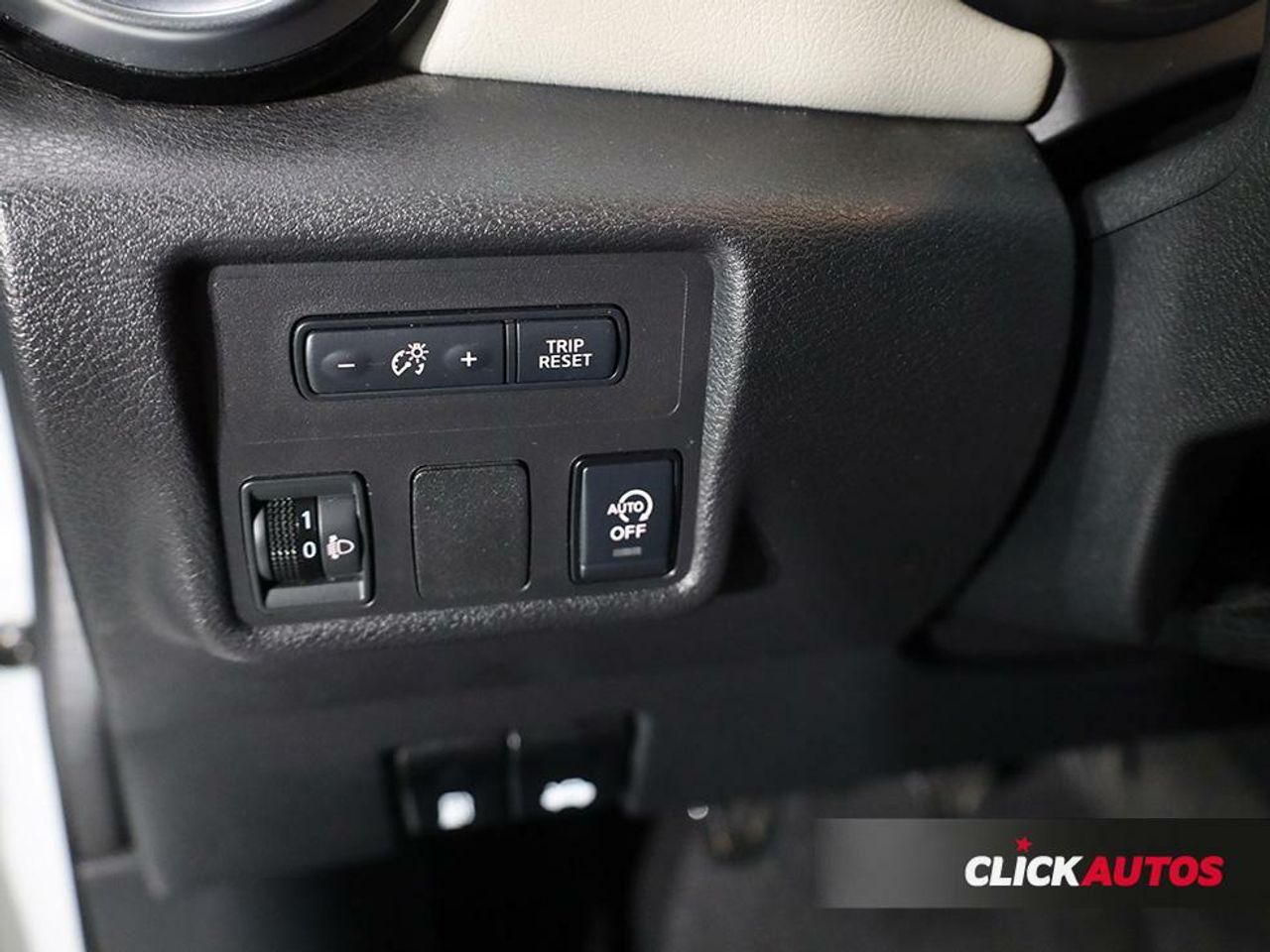 Foto Nissan Micra 11