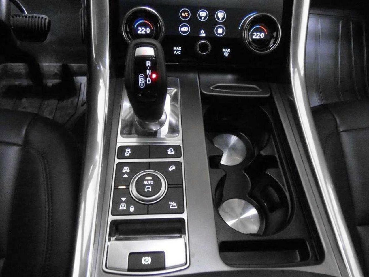 Foto Land-Rover Range Rover Sport 17