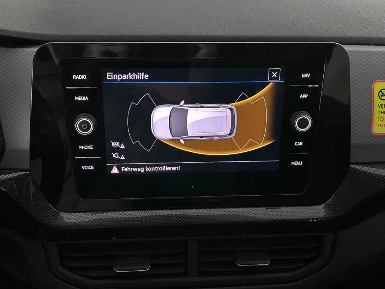 Foto Volkswagen T-Cross 9