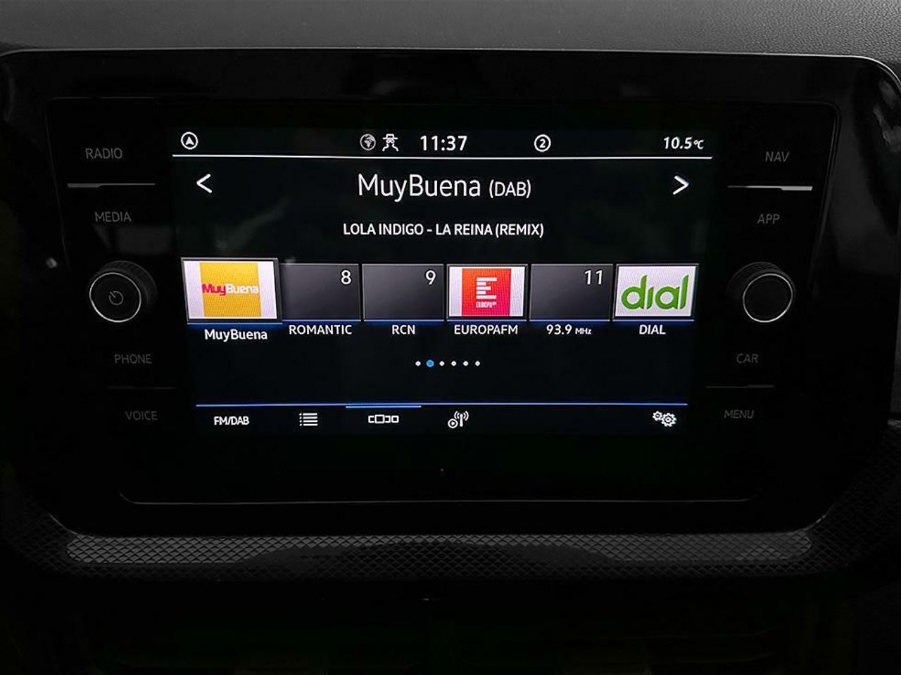 Foto Volkswagen T-Cross 12