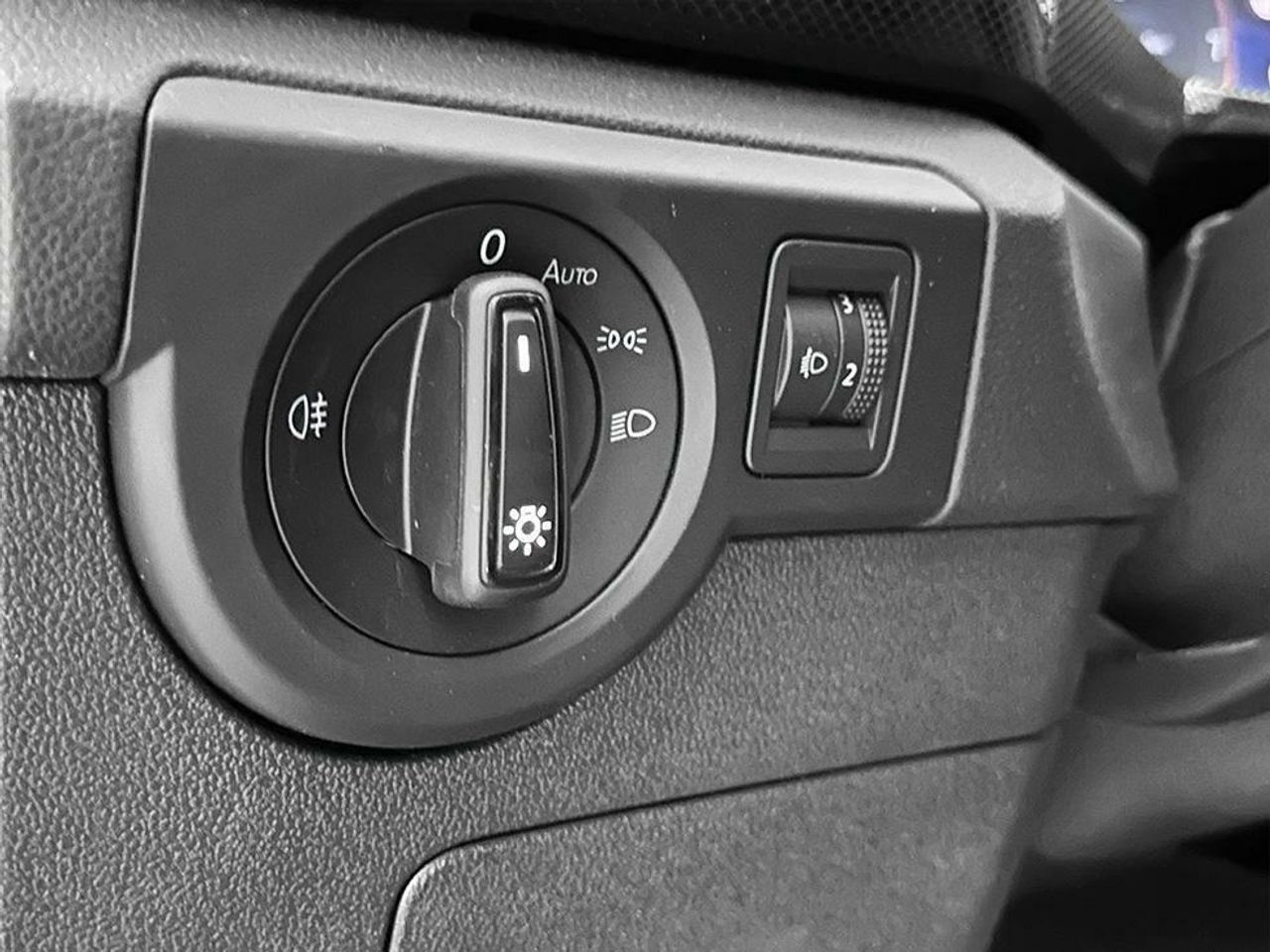Foto Volkswagen T-Cross 14