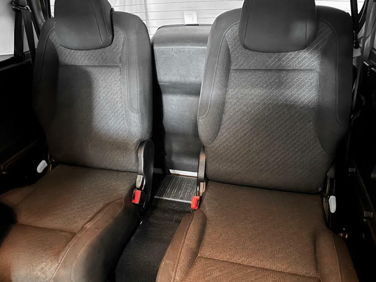 Foto Peugeot Rifter 19