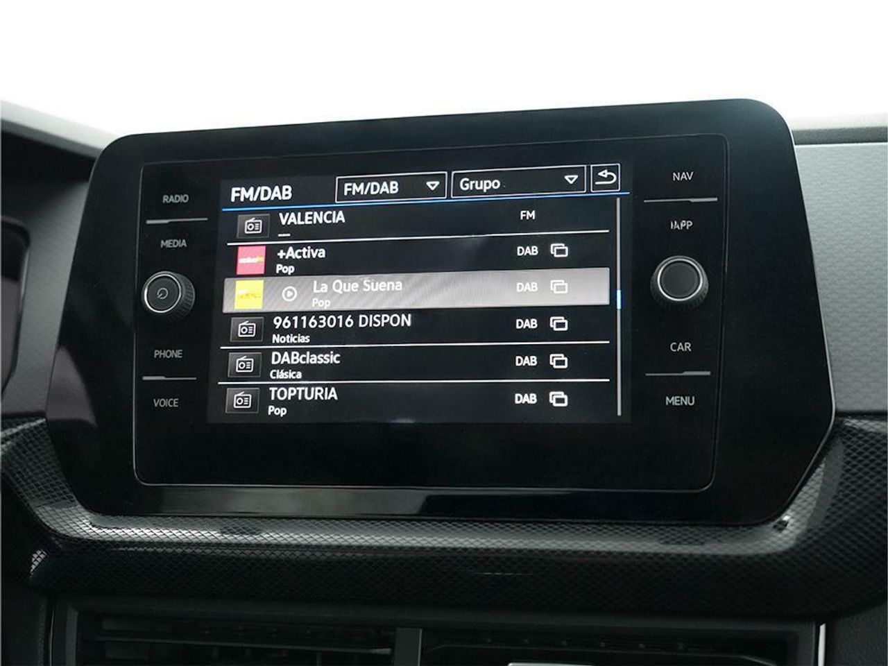 Foto Volkswagen T-Cross 11