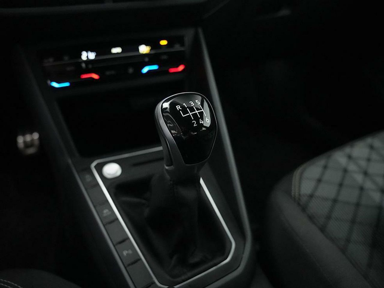 Foto Volkswagen Taigo 17