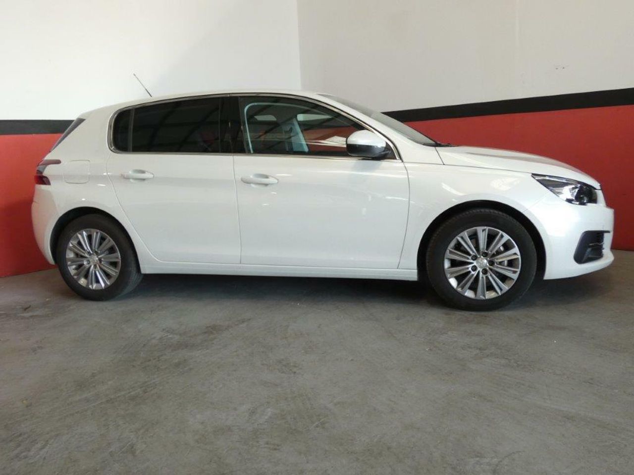 Foto Peugeot 308 4