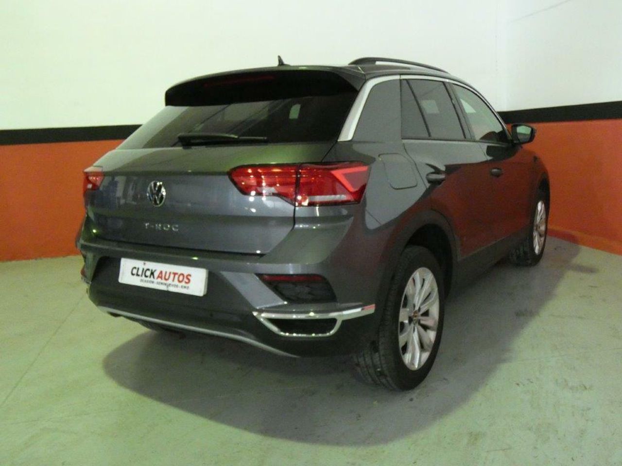 Foto Volkswagen T-Roc 4