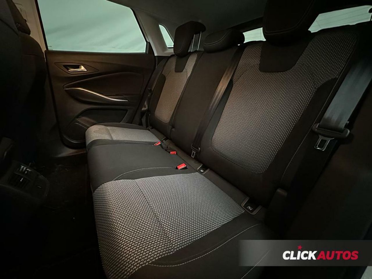 Foto Opel Grandland X 22