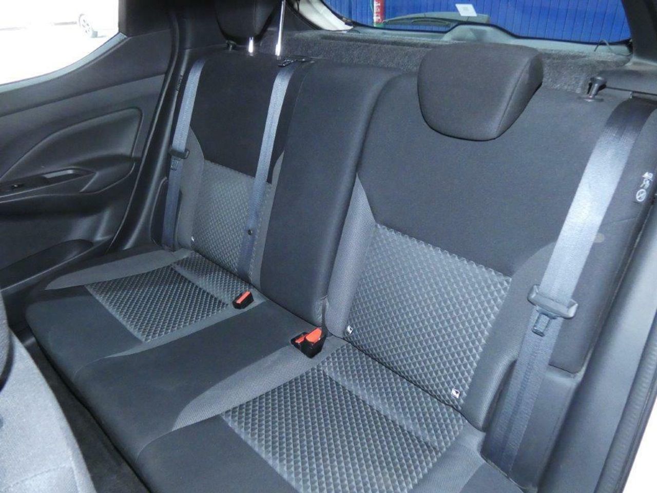 Foto Nissan Micra 15