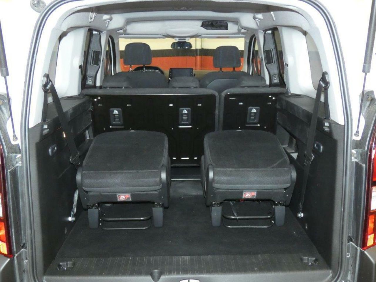 Foto Peugeot Rifter 26