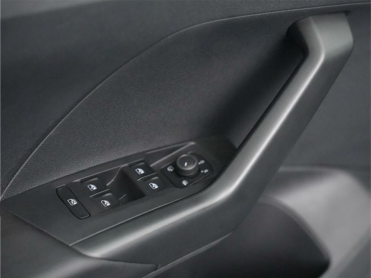 Foto Volkswagen T-Cross 14