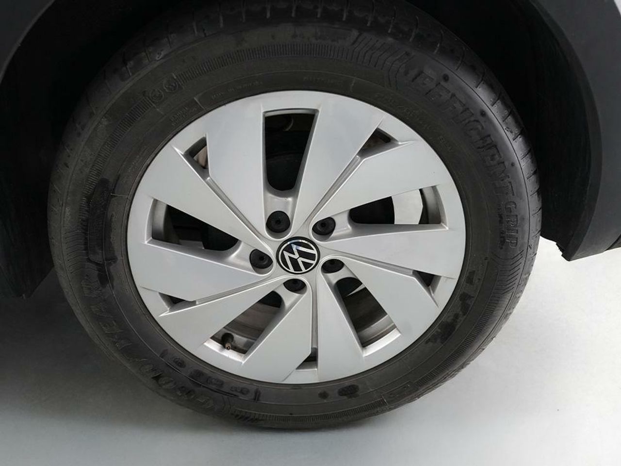 Foto Volkswagen T-Cross 18