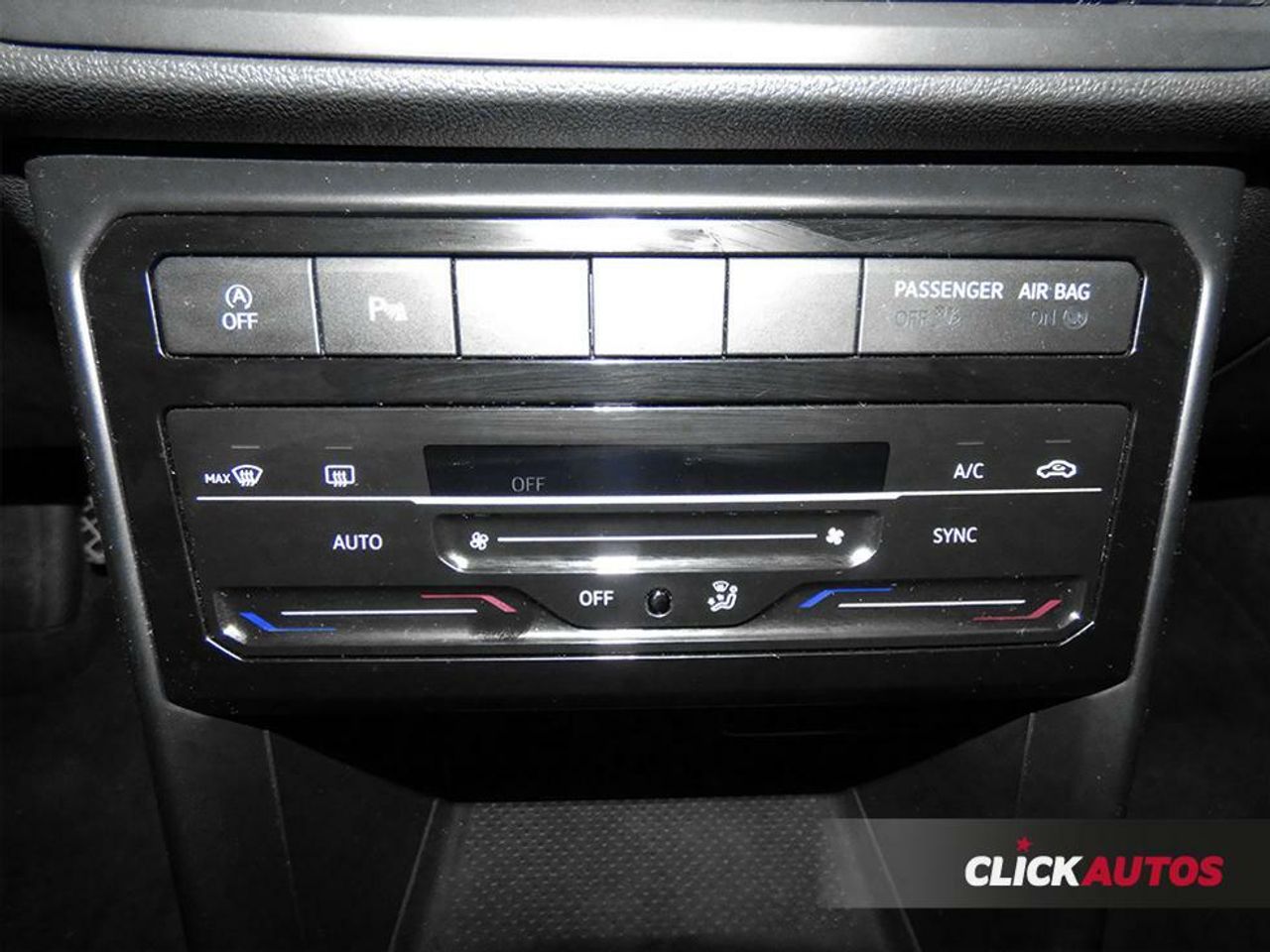 Foto Volkswagen T-Cross 11