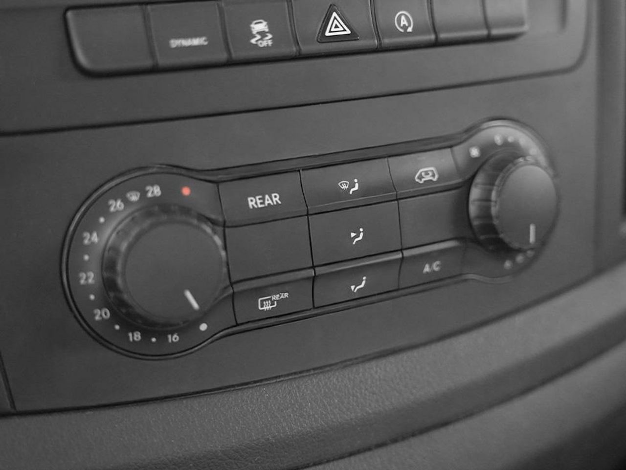 Foto Mercedes-Benz Vito 10