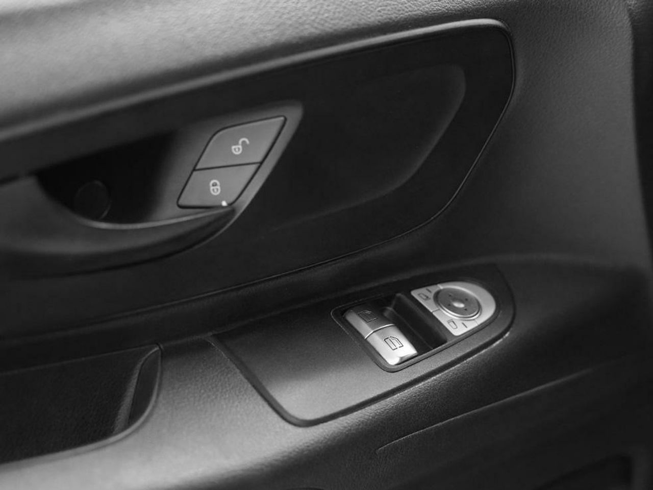 Foto Mercedes-Benz Vito 11