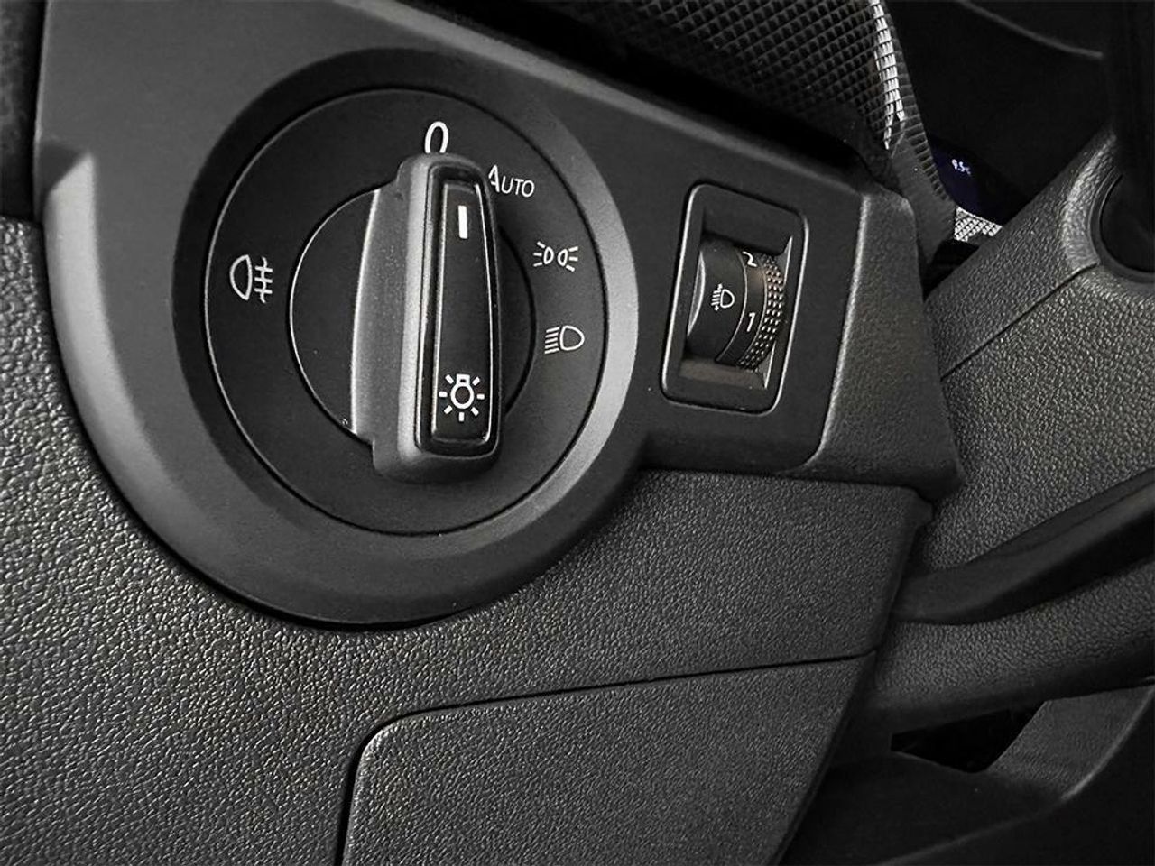 Foto Volkswagen T-Cross 16