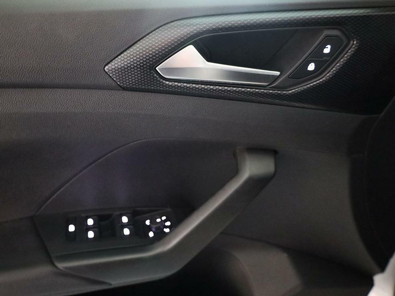 Foto Volkswagen T-Cross 20