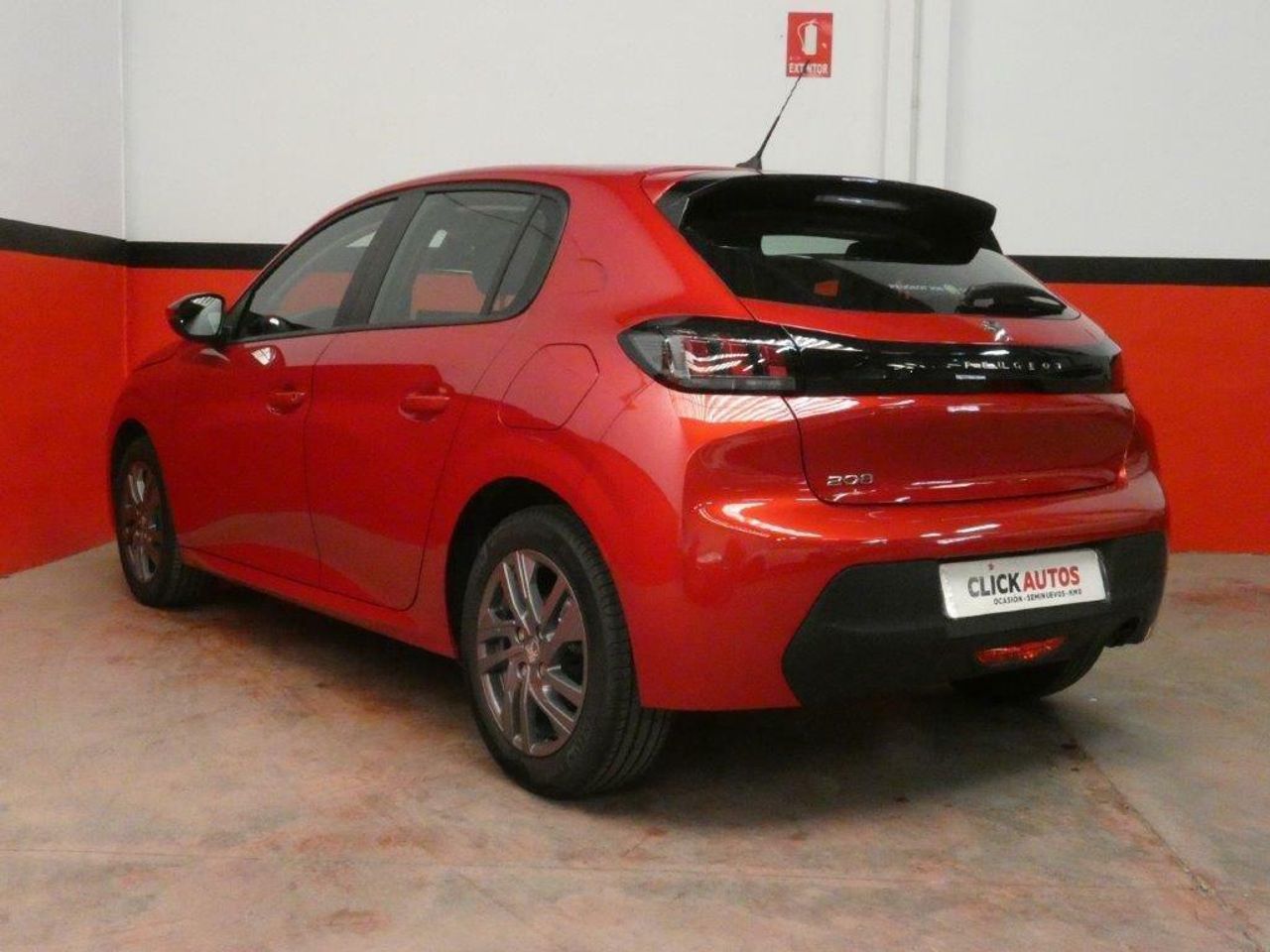 Foto Peugeot 208 5