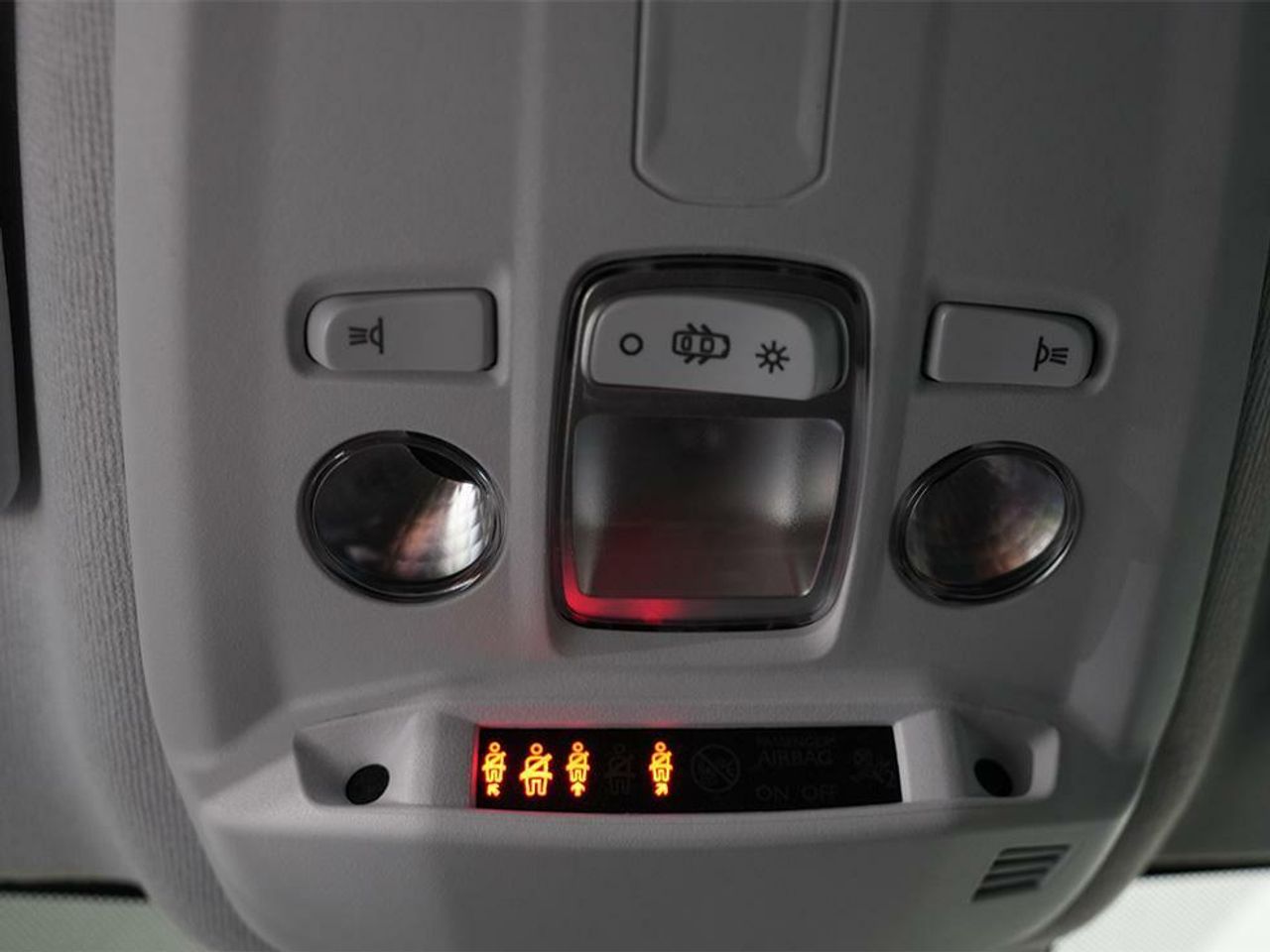 Foto Peugeot 208 13