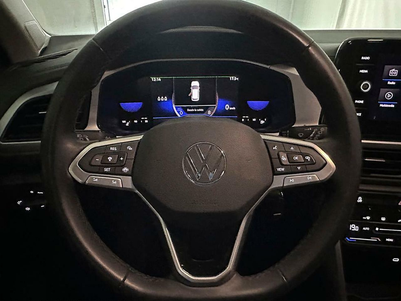 Foto Volkswagen T-Roc 8