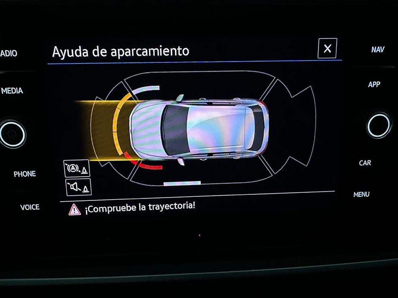 Foto Volkswagen T-Roc 14