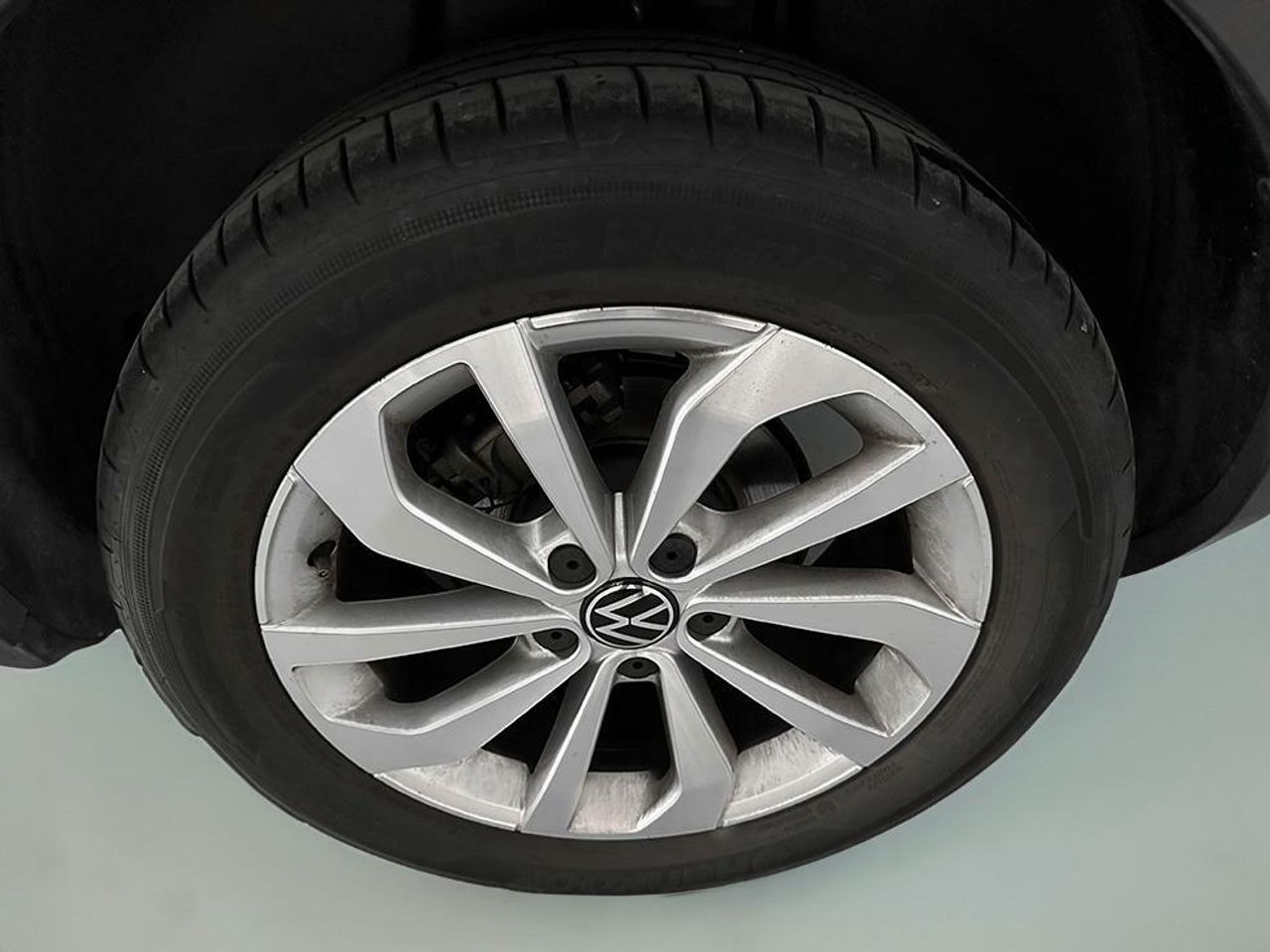 Foto Volkswagen T-Roc 23