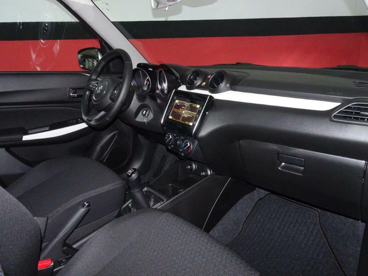 Foto Suzuki Swift 10